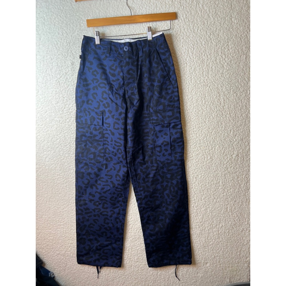 Nike SB Mens Leopard Print Cargo Pants Blue Black Ripstop FQ4944-410 Size 26 NWT